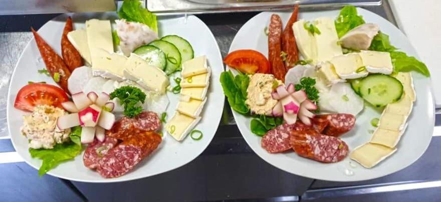 Hotel Und Restaurant Nehrener Hof Zewnętrze zdjęcie