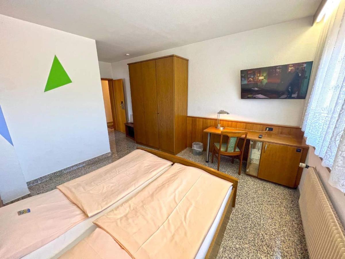 Hotel Und Restaurant Nehrener Hof Zewnętrze zdjęcie