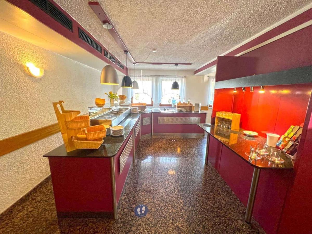 Hotel Und Restaurant Nehrener Hof Zewnętrze zdjęcie