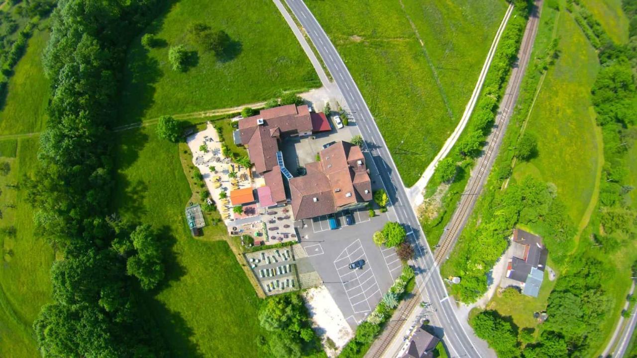 Hotel Und Restaurant Nehrener Hof Zewnętrze zdjęcie