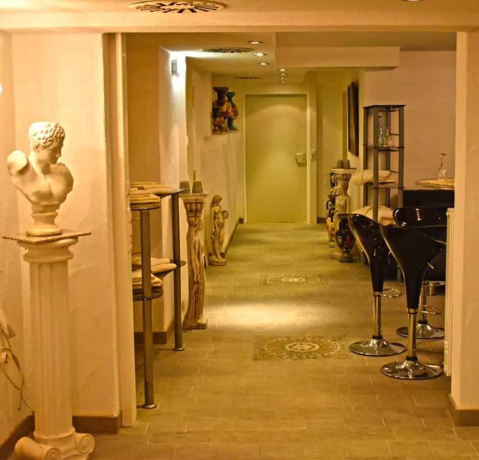 Hotel Und Restaurant Nehrener Hof Zewnętrze zdjęcie